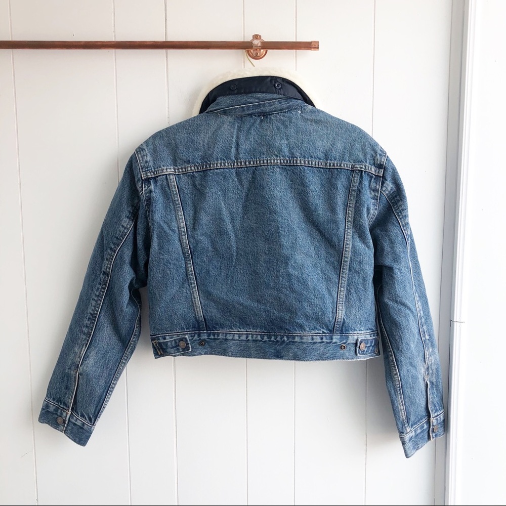 NWT Levi’s Cropped Sherpa Trucker Jacket - Picture 6 of 6